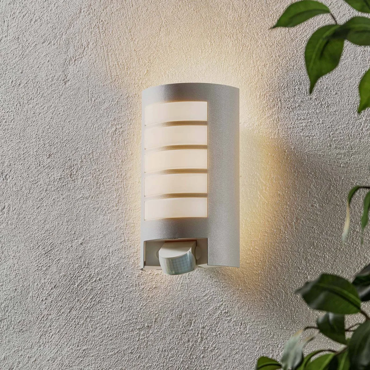 L 12 S Sensor-Außenwandleuchte, silber von Steinel in Alu, Weiß – Produktfoto