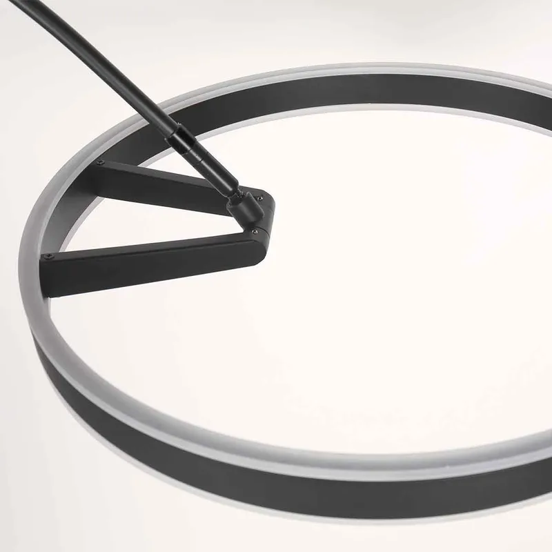 Zwarte vloerlamp booglamp Ringlux 4130ZW 4000 Lumen design hoogte verstelbaar kunststof/metaal Steinhauer van Steinhauer in Zwart – productfoto