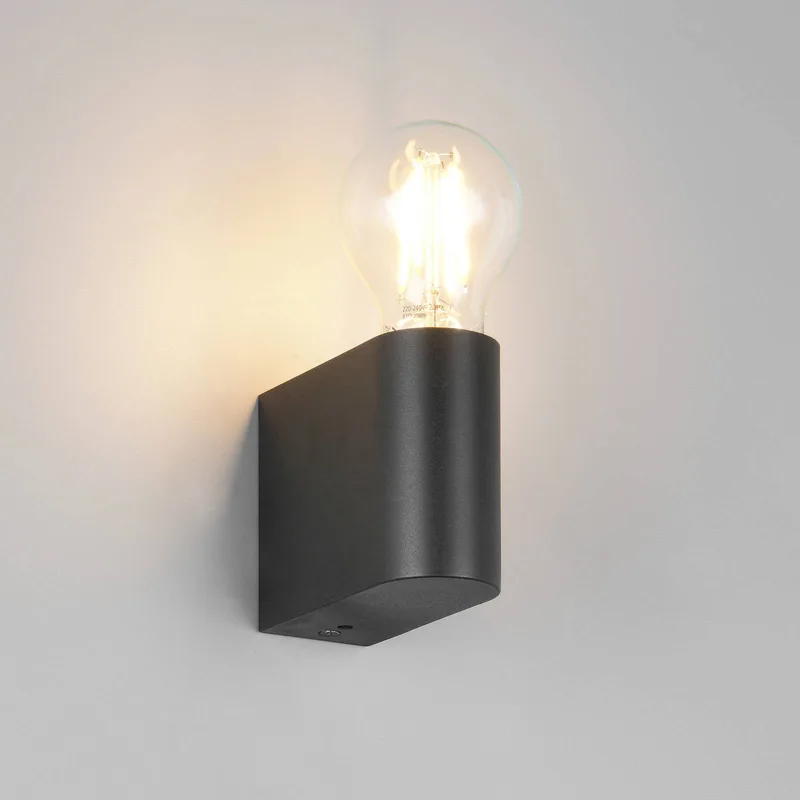 Badkamer wandlamp Pratella, breedte 4 cm zwart, kunststof IP44 de Trio en Zwart mat – photo produit