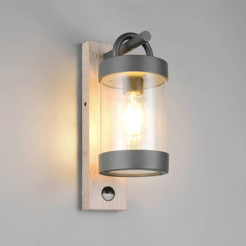 Buitenwandlamp Sambesi, houtlook, gegoten aluminium, sensor von Trio in Houtlook, Anthrazit, Helder – Produktfoto