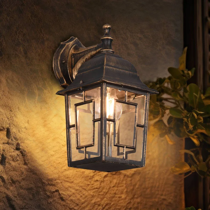 Buitenwandlamp Volturno, fitting onderaan, roestkleurig antiek von Trio in Roestkleurig antiek, Helder – Produktfoto