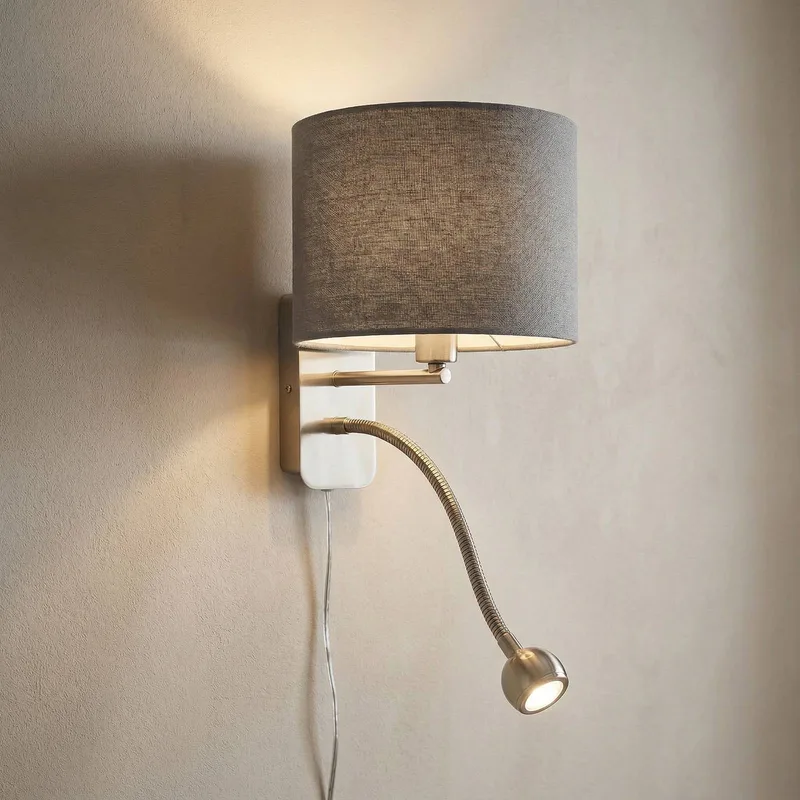 Hotel wandlamp met LED leeslampje, rond, grijs fra Trio i Mat nikkel, Grå – produktbillede