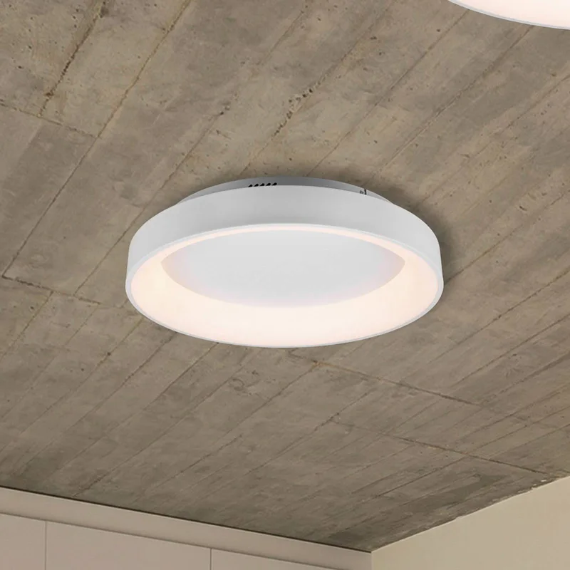 LED plafondlamp Girona met afstandsbediening, wit från Trio i Mat wit – produktbild