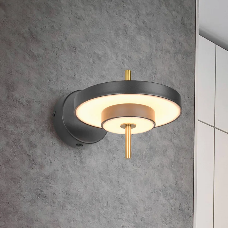 LED wandlamp Keaton, zwart/goudkleurig Ø 20 cm Metaal, CCT von Trio in Schwarz, Gold, Weiß – Produktfoto