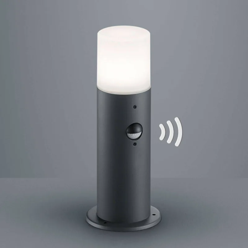 Praktische sokkellamp Hoosic met sensor van Trio in Antraciet, Wit – productfoto