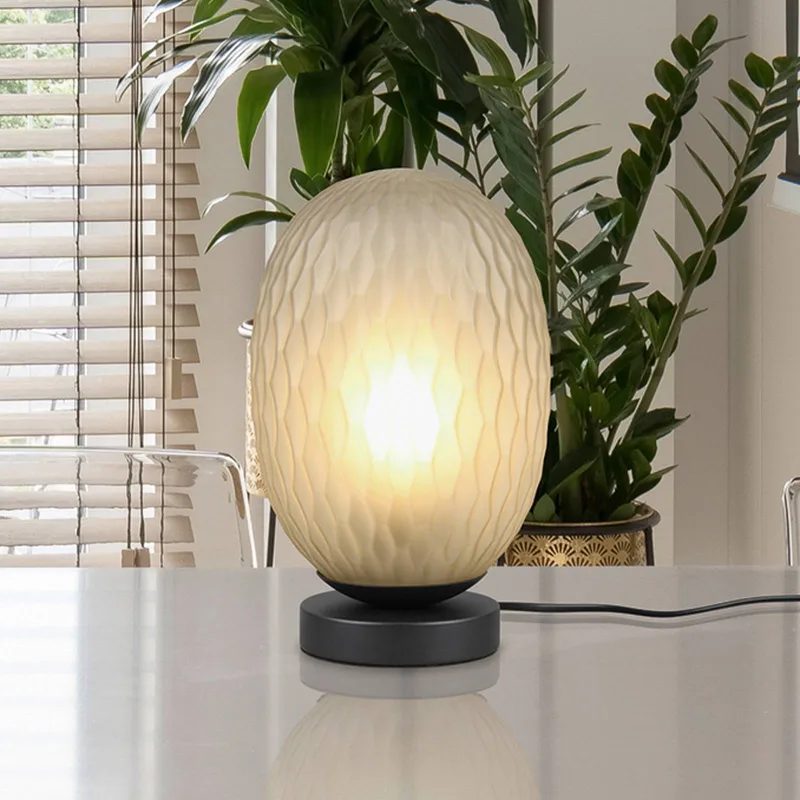 Tafellamp Facette, groen, hoogte 29 cm, glas, E27 van Trio in Matgroen, Zwart – productfoto