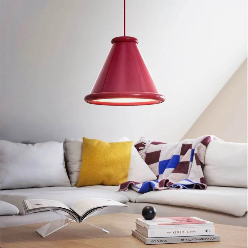 Belle Pendelleuchte Ø36 Red Violett von Belid – Produktfoto