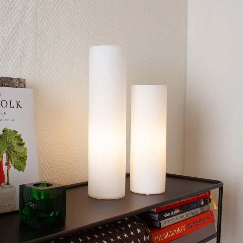 Lampe de table Flake, hauteur 40 cm, verre, E27 de By Rydéns en Blanc – photo produit