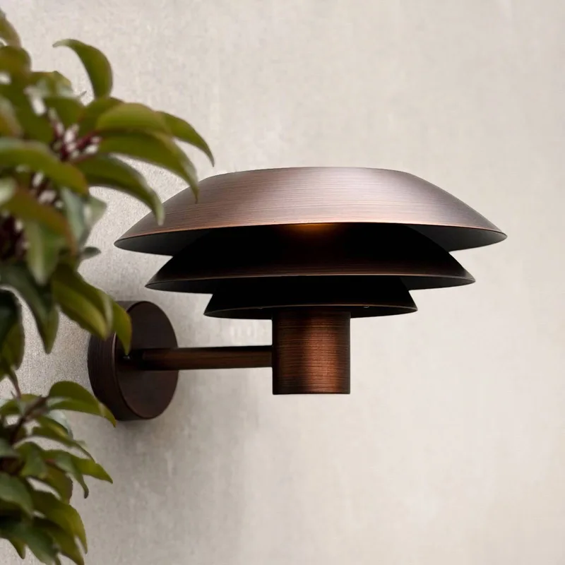 buitenwandlamp DL31, Ø 31 cm von Dyberg Larsen in Antiek koper – Produktfoto 1 von 2
