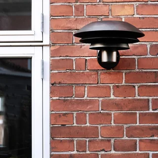 buitenwandlamp DL31, Ø 31 cm de Dyberg Larsen en Noir – photo produit 2 sur 2