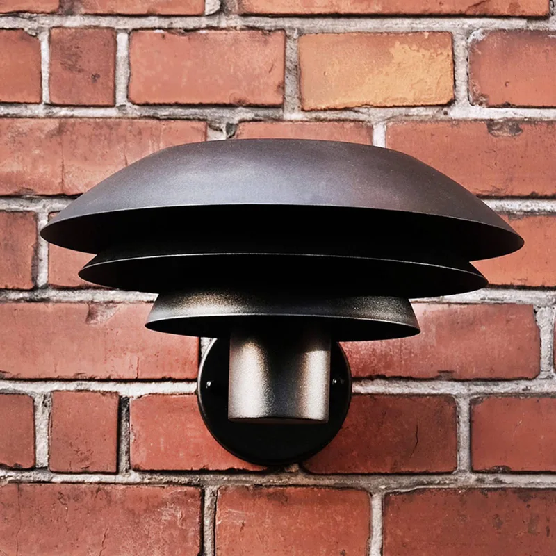 buitenwandlamp DL31, Ø 31 cm de Dyberg Larsen en Noir – photo produit 1 sur 2