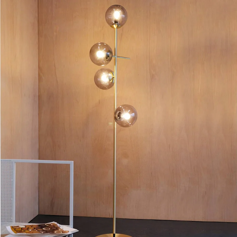 Como vloerlamp, 4-lamps, messing de Dyberg Larsen en Laiton, Rookgrijs – photo produit 1 sur 3