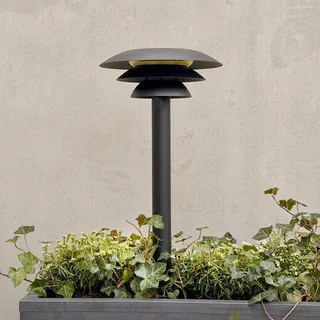 DL25 zonne-energie grondspies lamp, 3000 K fra Dyberg Larsen i Sort – produktbillede 1 af 4