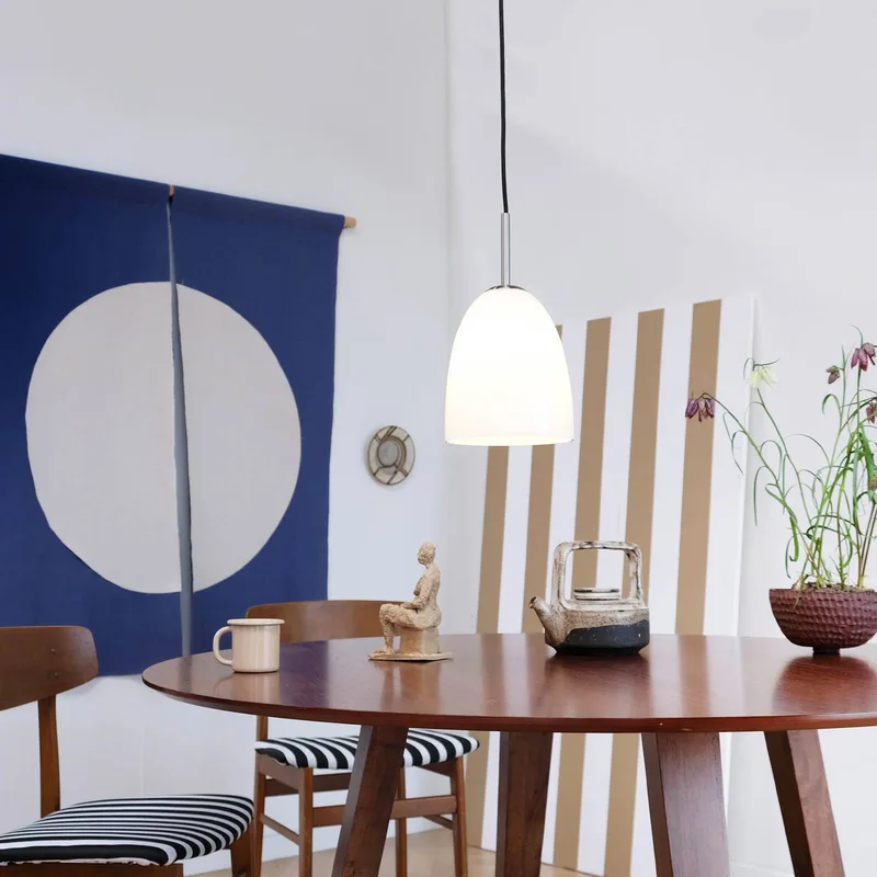 hanglamp Jazz, Ø 18 cm, opaal/staal, glas från Dyberg Larsen i Opaal, Geborsteld staal – produktbild 2 av 3