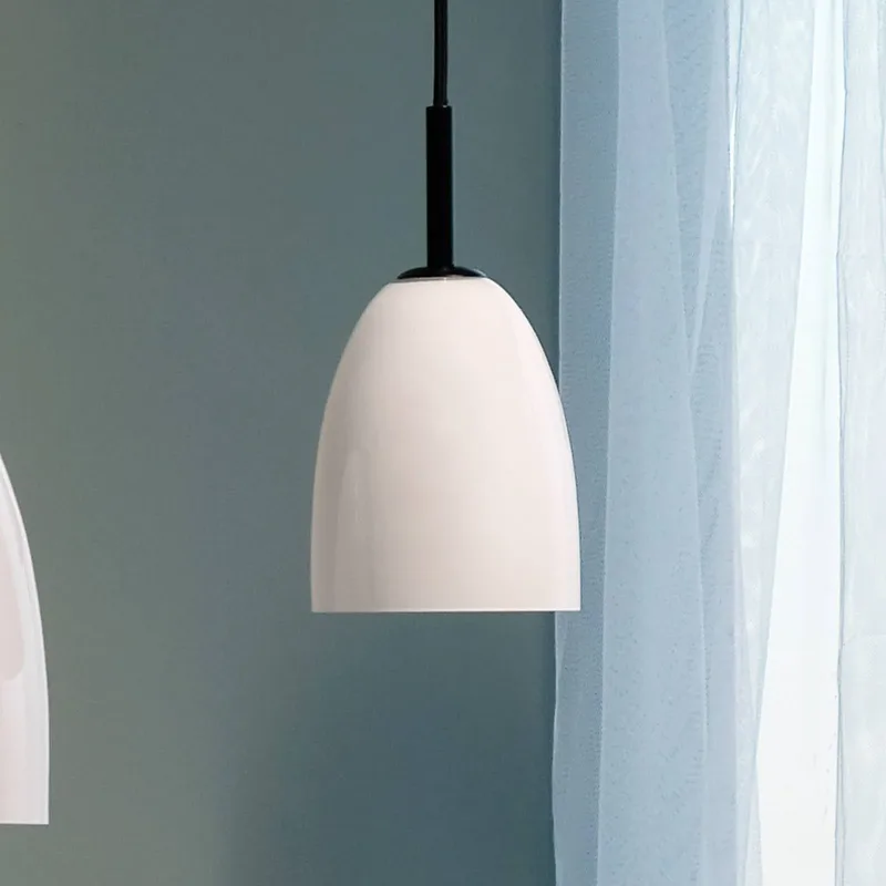 Jazz taklampa opal/svart 12 cm från Dyberg Larsen i Matzwart, Opaal – produktbild 1 av 2