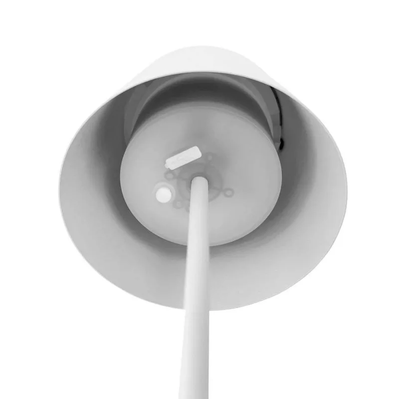 Karl LED tafellamp, wit, IP44 von Dyberg Larsen – Produktfoto