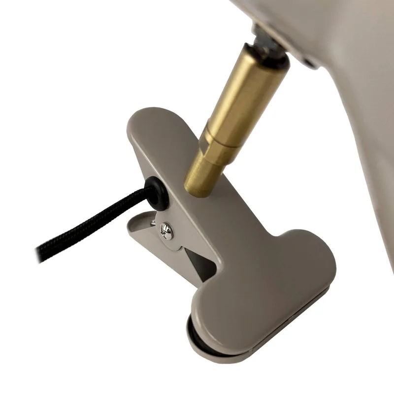 Lampe à pince Sleep Brown de Dyberg Larsen en Grijsbruin – photo produit 5 sur 5