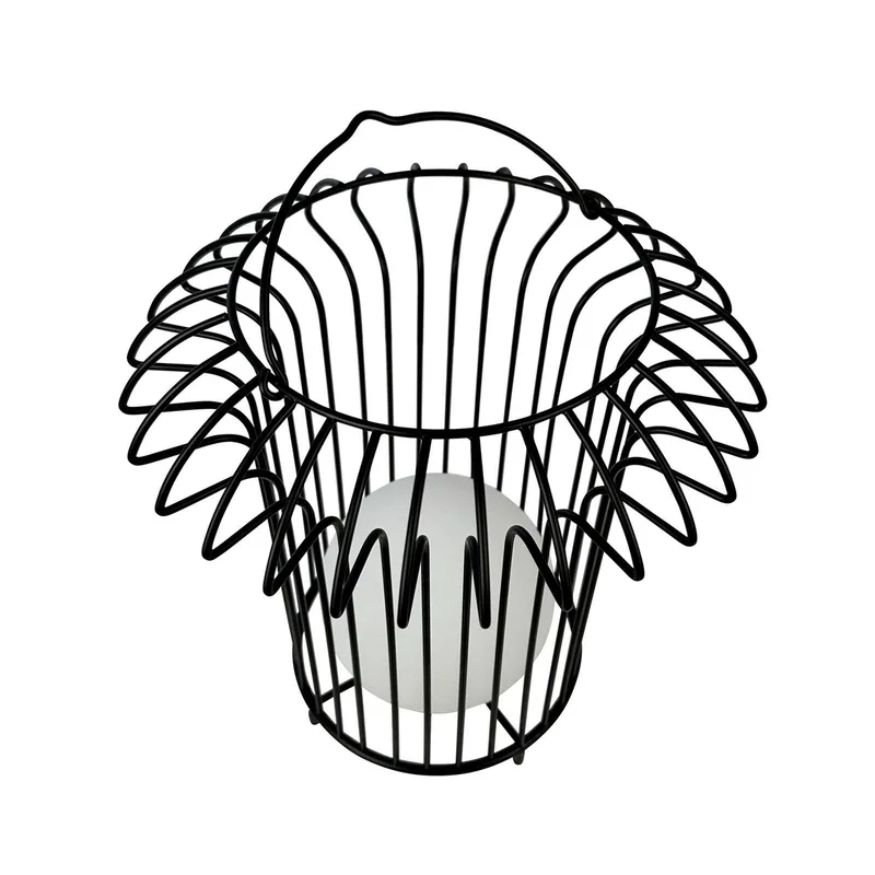 LED-batterij-tafellamp Basket, zwart, metaal de Dyberg Larsen en Noir, Blanc – photo produit 4 sur 5