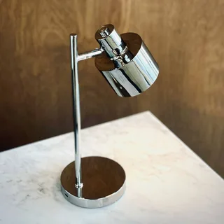 LED-bordslampa Ocean Mini, krom från Dyberg Larsen i Krom – produktbild 2 av 5