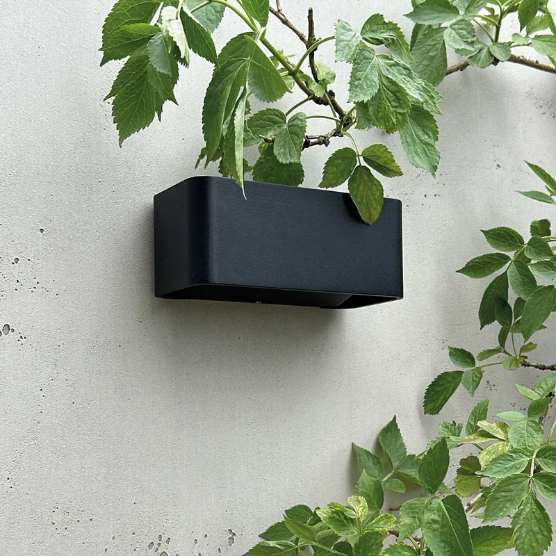 LED buitenwandlamp Saturn, 14,7 cm från Dyberg Larsen i Svart – produktbild 3 av 5