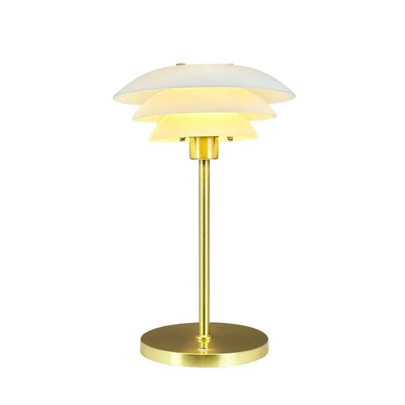 DL20 Lampe à poser portable Opale/Laiton de Dyberg Larsen en Opaal, Laiton – photo produit 3 sur 5