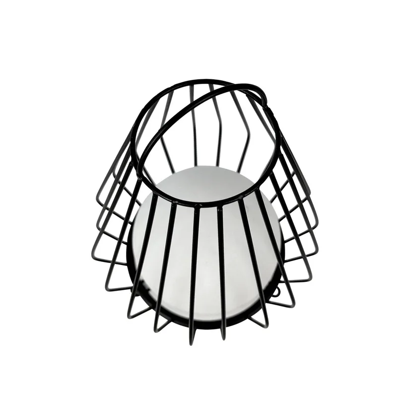 LED-batteridriven bordslampa Evesham, höjd 23 cm från Dyberg Larsen i Svart, Vit – produktbild 3 av 5