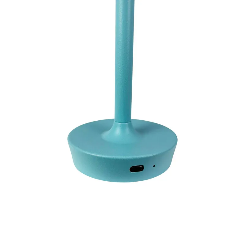 LED tafellamp Flow, hoogte 25 cm de Dyberg Larsen en Bleu clair – photo produit 3 sur 5