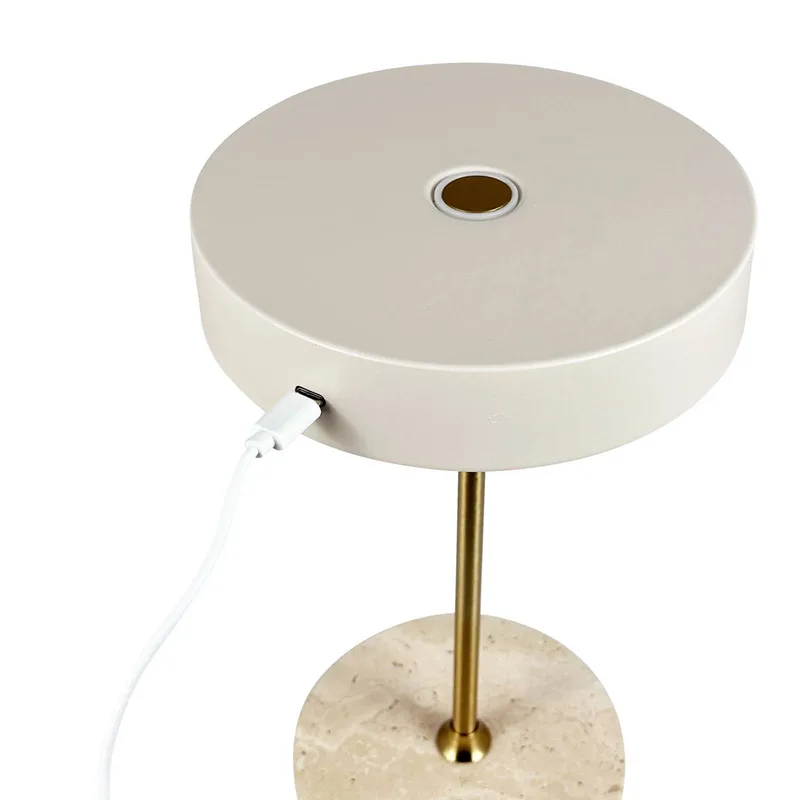 LED tafellamp op accu Moonlight, beige de Dyberg Larsen en Beige, Laiton – photo produit 4 sur 5