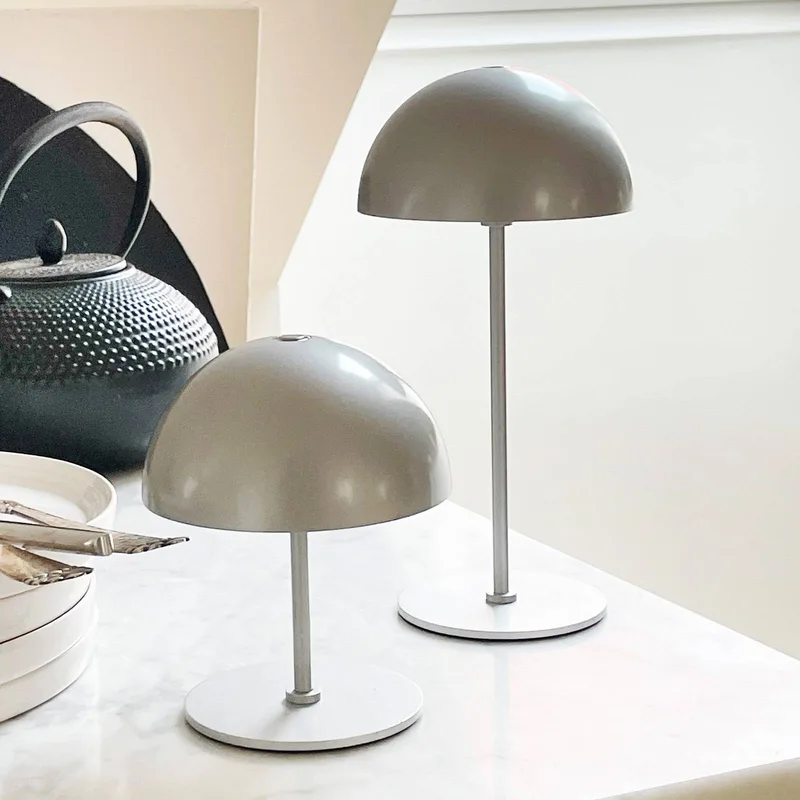 LED tafellamp op batterijen Along, set van 2 de Dyberg Larsen en Argent – photo produit 1 sur 5