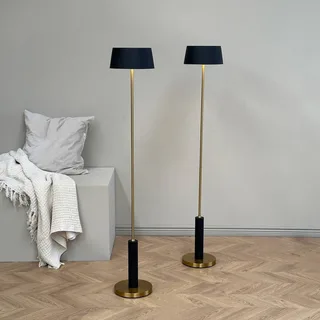 LED vloerlamp Yoyo, zwart, hoogte 125 cm de Dyberg Larsen en Noir, Laiton – photo produit 5 sur 5