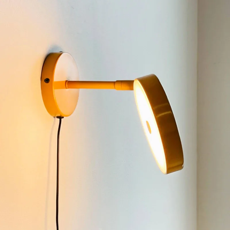 LED wandlamp Starlight, Ø 14 cm, dimbaar. von Dyberg Larsen in Gelb – Produktfoto 1 von 2