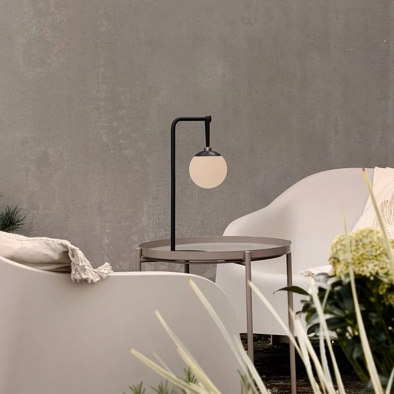 Odin LED-decolamp op accu, zwart/wit, IP44 från Dyberg Larsen i Svart, Vit – produktbild 2 av 5