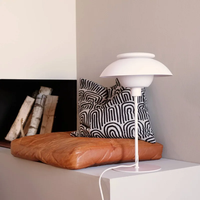 Opus Lampe de Table White de Dyberg Larsen – photo produit 3 sur 5