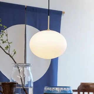 Princess hanglamp, opaal/messing, Ø 28 cm de Dyberg Larsen en Opaal, Laiton – photo produit 1 sur 4