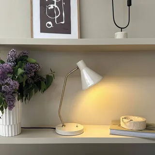 Lampe à poser Sleep Shiny White/Antique Brass de Dyberg Larsen en Blanc – photo produit 2 sur 4