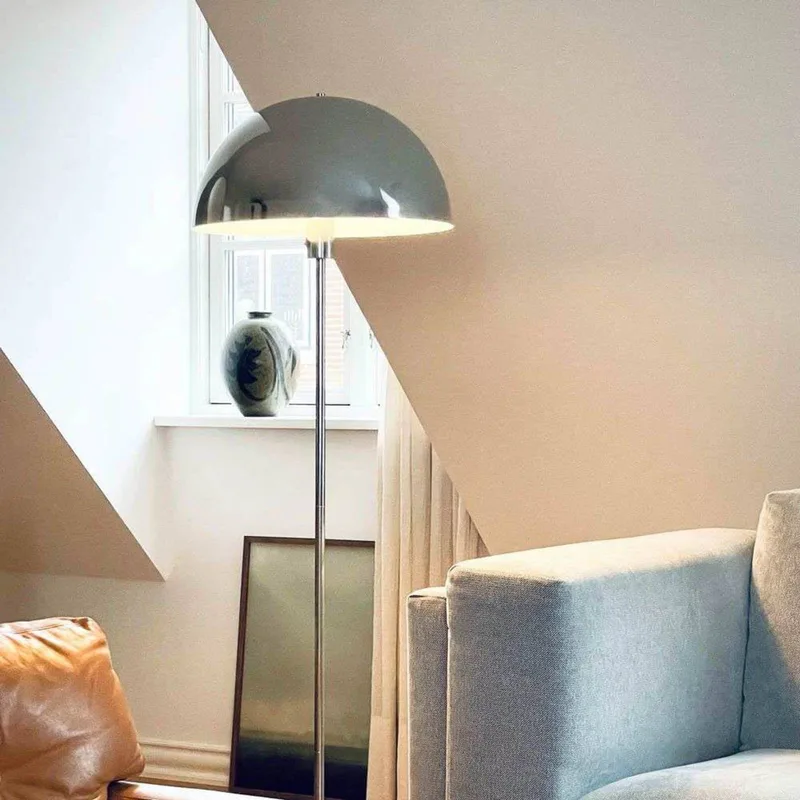 Lampe sur pied Stockholm chrome/marbre de Dyberg Larsen en Chrome, Marble – photo produit 5 sur 5
