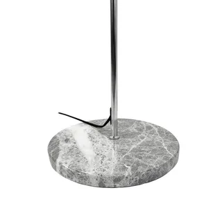Lampe sur pied Stockholm chrome/marbre de Dyberg Larsen en Chrome, Marble – photo produit 3 sur 5