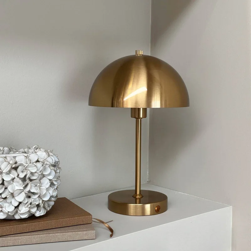 Stockholm tafellamp von Dyberg Larsen in Antiek messing – Produktfoto 2 von 5