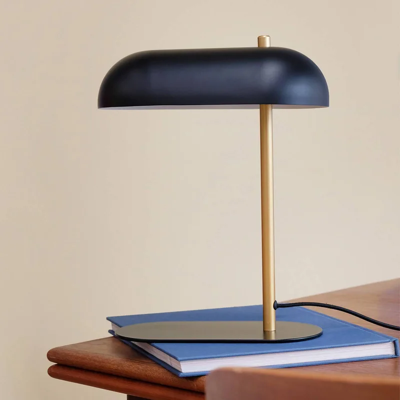 tafellamp Arch, zwart/messingkleurig, metaal från Dyberg Larsen i Svart, Mässing – produktbild 2 av 5