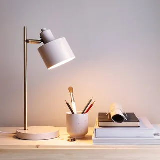 Lampe à poser Ocean Beige/Laiton de Dyberg Larsen en Beige, Laiton – photo produit 2 sur 5