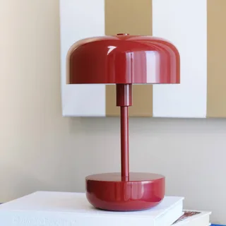 Haipot LED Portable Lampe de Table Dark Red de Dyberg Larsen en Dark red – photo produit 2 sur 3