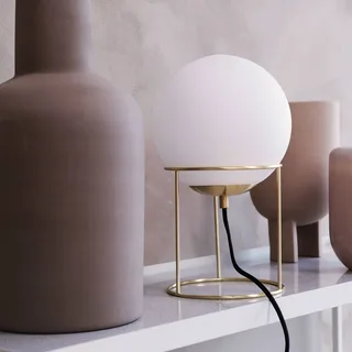 tafellamp Madrid, opaal/messingkleurig, 34 cm fra Dyberg Larsen i Opaal, Messing – produktbillede 2 af 5