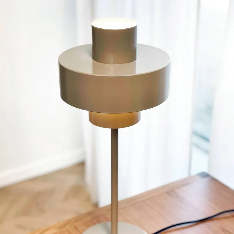 tafellamp Stoke, hoogte 49,5 cm von Dyberg Larsen in Grau – Produktfoto 4 von 5