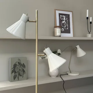 Lampe sur pied Sleep Shiny White/Antique Brass de Dyberg Larsen en Kittweiß – photo produit 4 sur 5