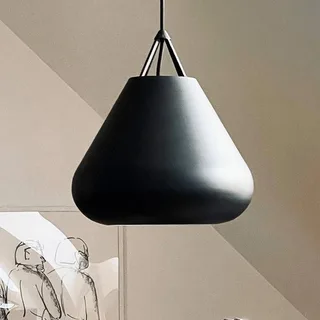 Volta hanglamp, Ø 26 cm, metaal von Dyberg Larsen in Schwarz – Produktfoto 1 von 2