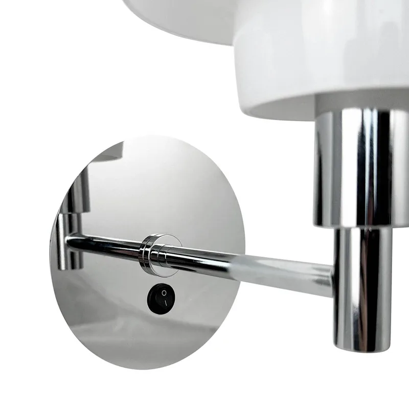 wandlamp Morph, opaal/chroom, breedte 21 cm från Dyberg Larsen i Opaal, Krom – produktbild 3 av 4