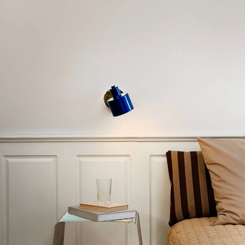 wandlamp Ocean, blauw/chroom, uitval 30 cm från Dyberg Larsen i Blå, Krom – produktbild 3 av 3