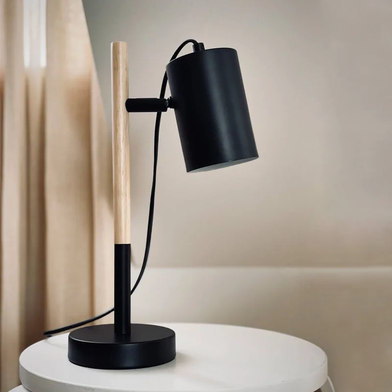 Woody bordslampa från Dyberg Larsen i Svart, Brun – produktbild 1 av 5