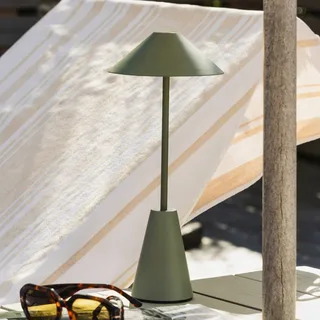 Accu-buitenlamp Cannes, IP54 van Globen Lighting in Groen – productfoto 2 van 5