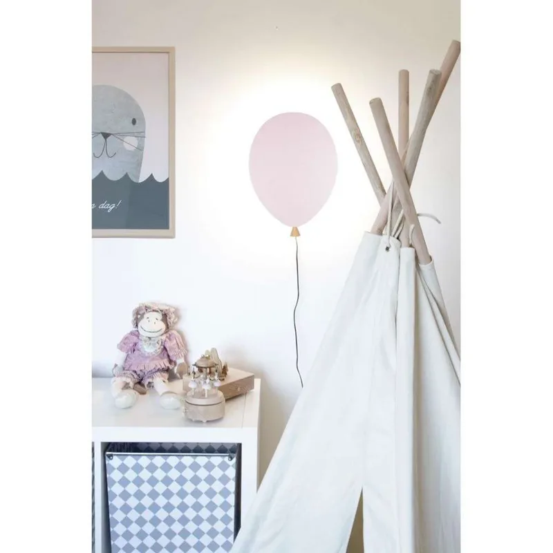 Balloon Wandlamp Rose by Globen Lighting – product photo